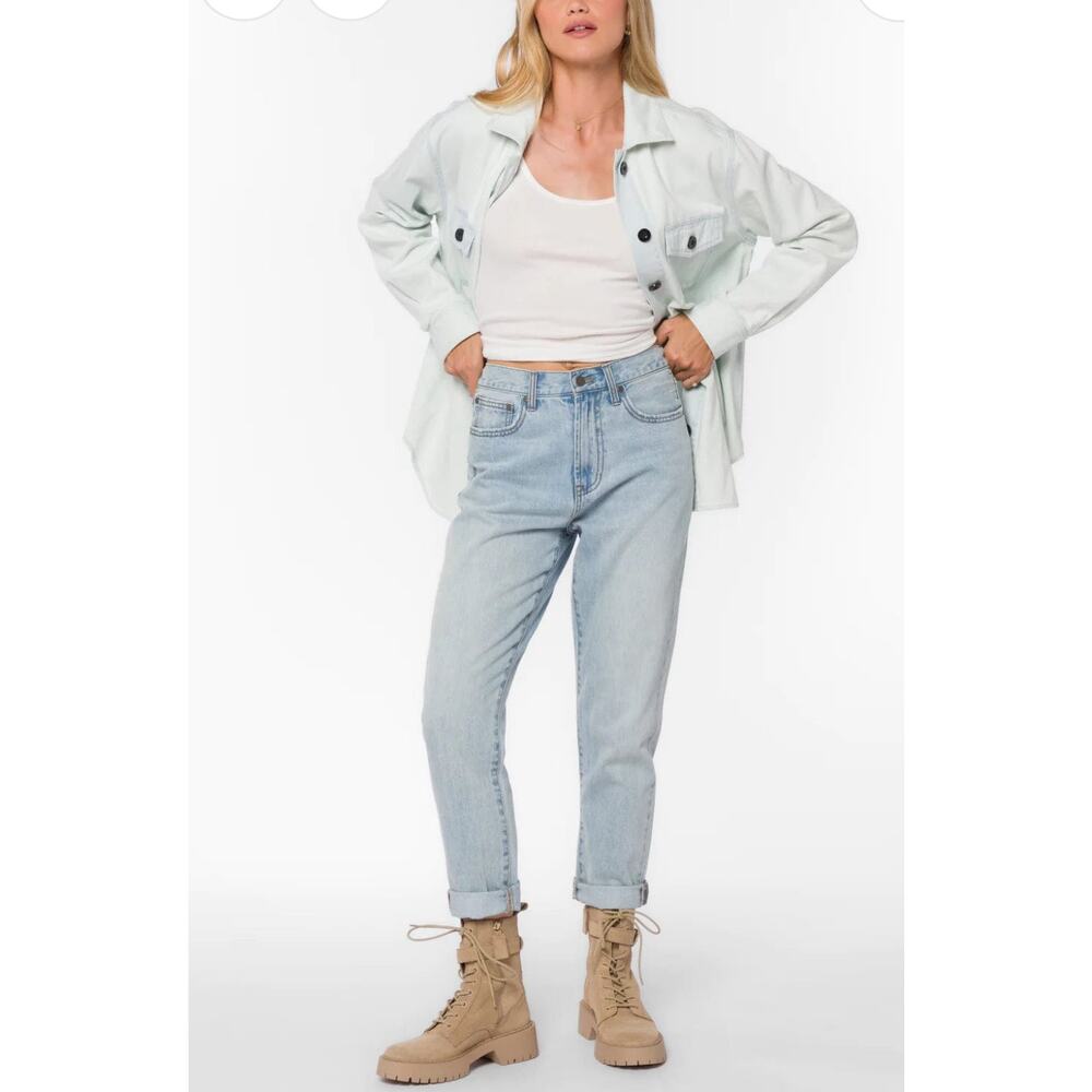 NEW Velvet Heart Thick Denim Full Button Light Blue Chore Shacket Medium